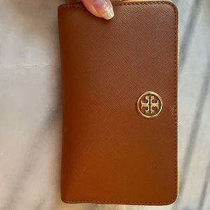 Tan and gold Tory Burch wallet